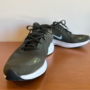 Nike running shoe for men